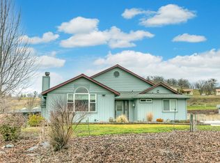 3185 Dark Hollow Rd, Medford, OR 97501