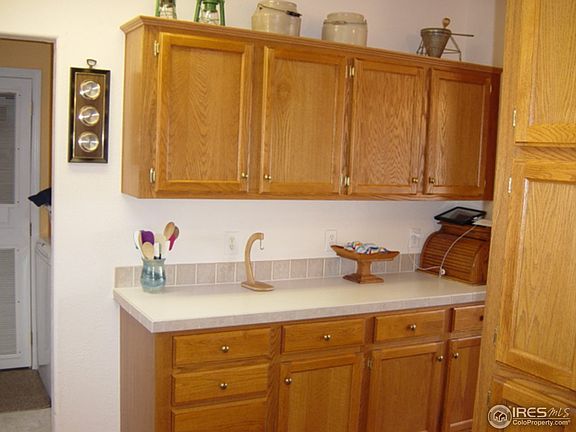 5th image of 610 W Lark Ln