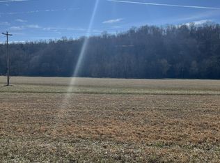 3702 Tarsus Rd, Palmyra, TN 37142