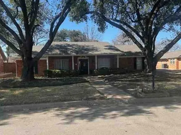 1902 Elmhurst Dr, Arlington, TX 76012