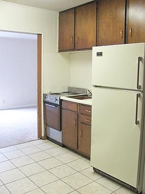 2nd image of 2200 Dinsmore Dr APT 209
