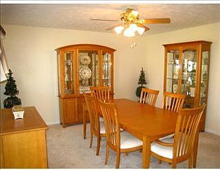 4th image of 1050 Robinwood Dr