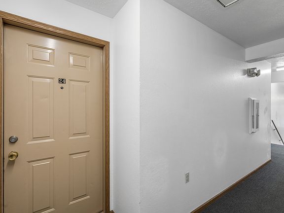 2nd image of 1752 Raleigh Ave #44