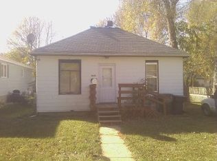 2615 S Cleveland St, Sioux City, IA 51106