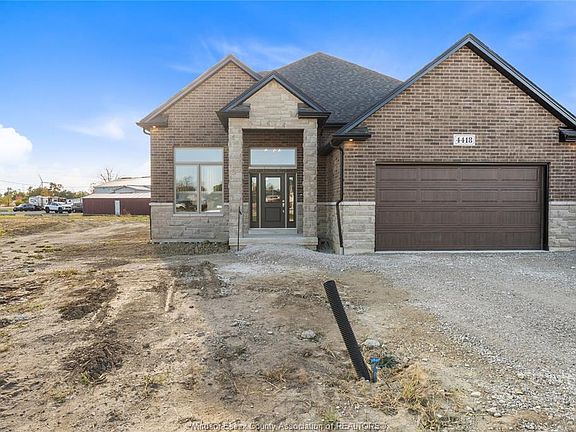 4th image of 116 Bloomington Way