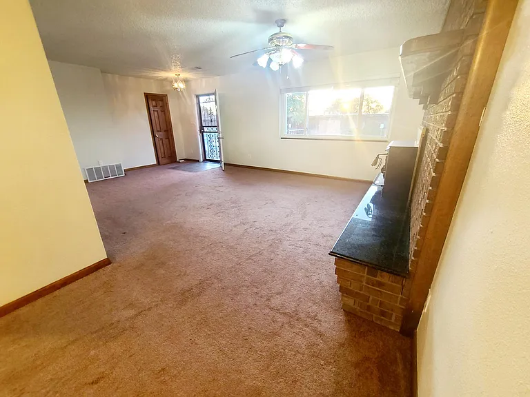 7242 Cherry St — Photo 7