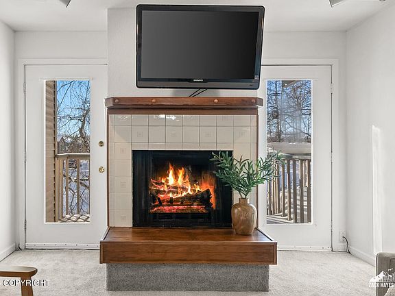 4th image of 8601 Molanary Dr Unit 7