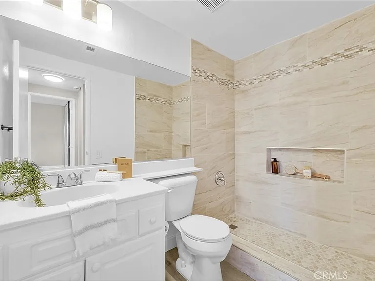 16040 Leffingwell Rd #30 — Photo 12
