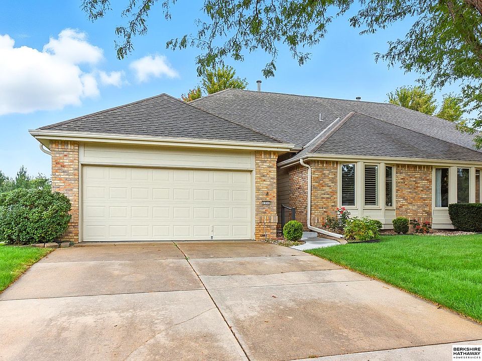 1st image of 2331 N 133rd Cir