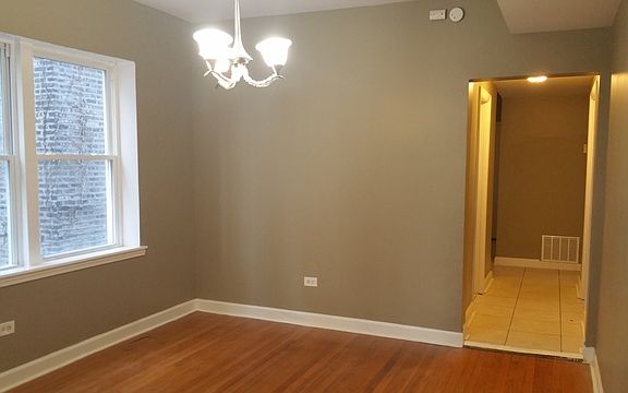 4th image of 7812 S Marshfield Ave