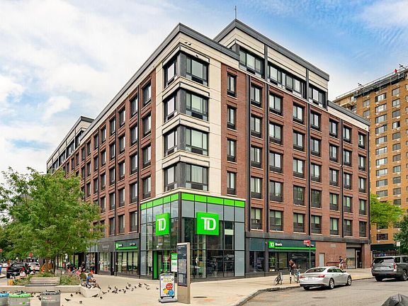 4th image of 490 Myrtle Ave APT 3H