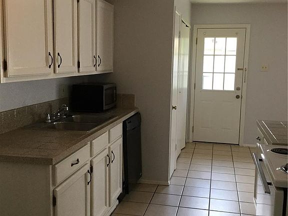 5th image of 5308 Yager Dr