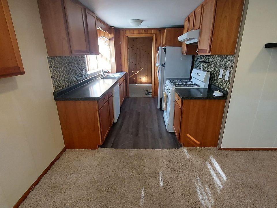 1st image of 1816 44th Ave NE