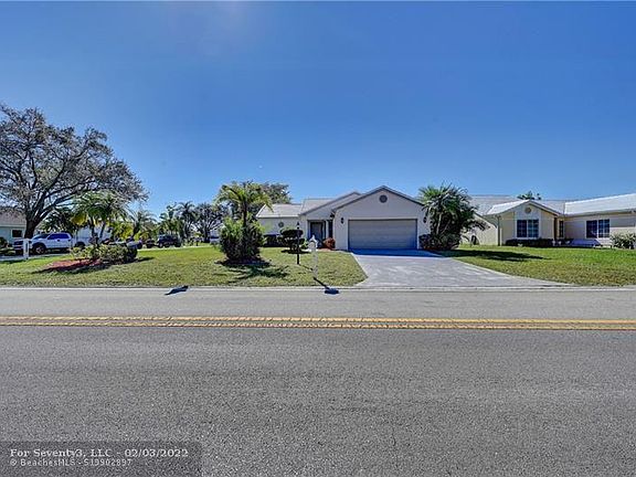 4th image of 10600 NW 71st Pl