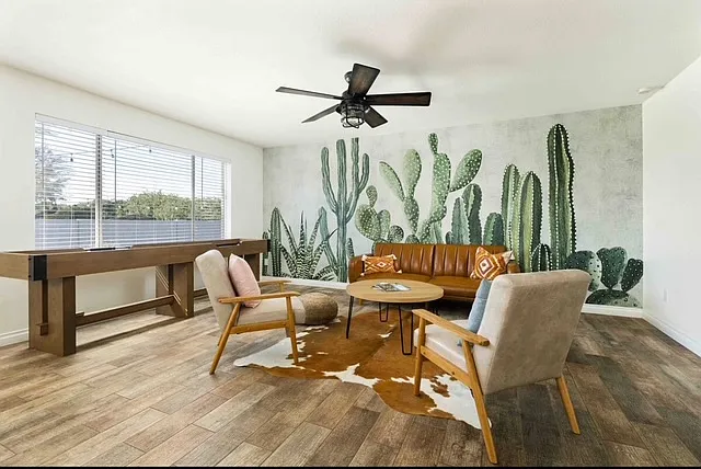 701 E Country Gables Dr — Photo 4