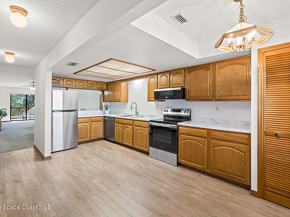 3rd image of 5610 N Banana River Blvd APT 6-5