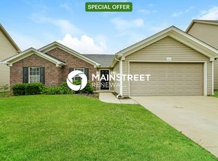 9216 River Trail Dr, Louisville, KY 40229