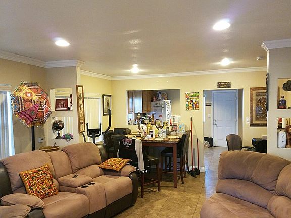 4th image of 1526 W 65th Pl