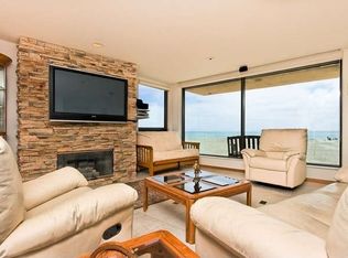 2421 Ocean Dr, Oxnard, CA 93035