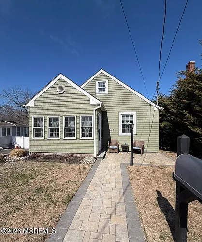 365 Lake Ave #FRONT HOUSE Photo 1
