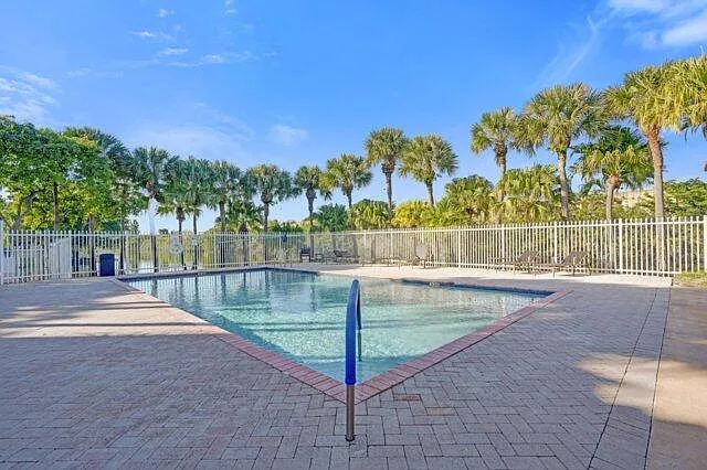 10581 NW 57th Ct — Photo 45