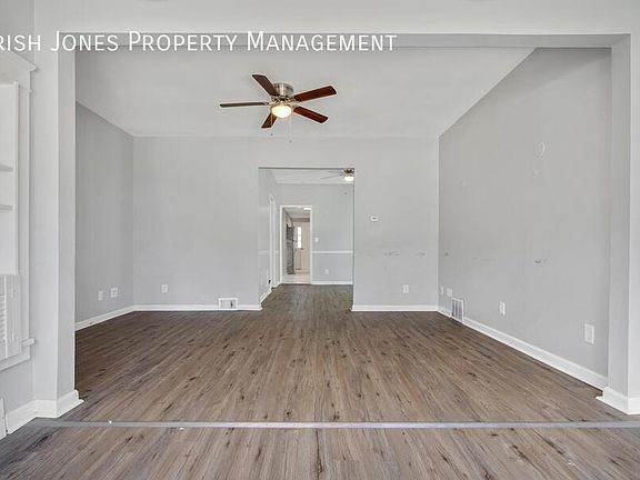 4th image of 76 Hammerschmidt Ave