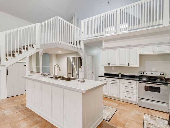 5th image of 6901 Hill Rd