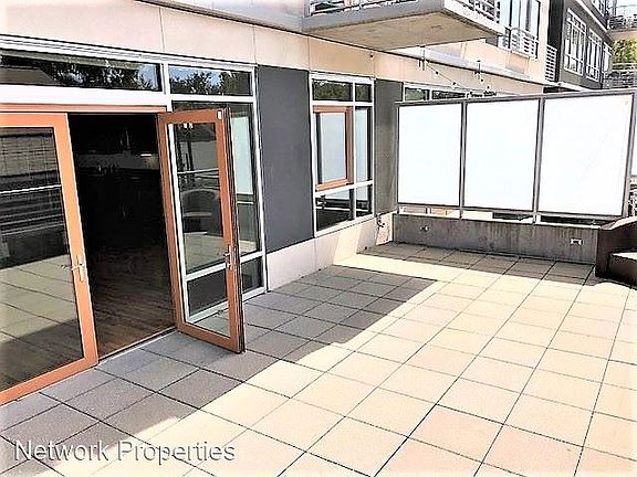 3rd image of 1818 L St Unit 310