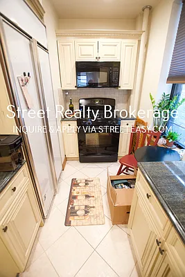 Rented by Street Realty Brokerage LLC | media 1
