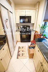 Rented by Street Realty Brokerage LLC
