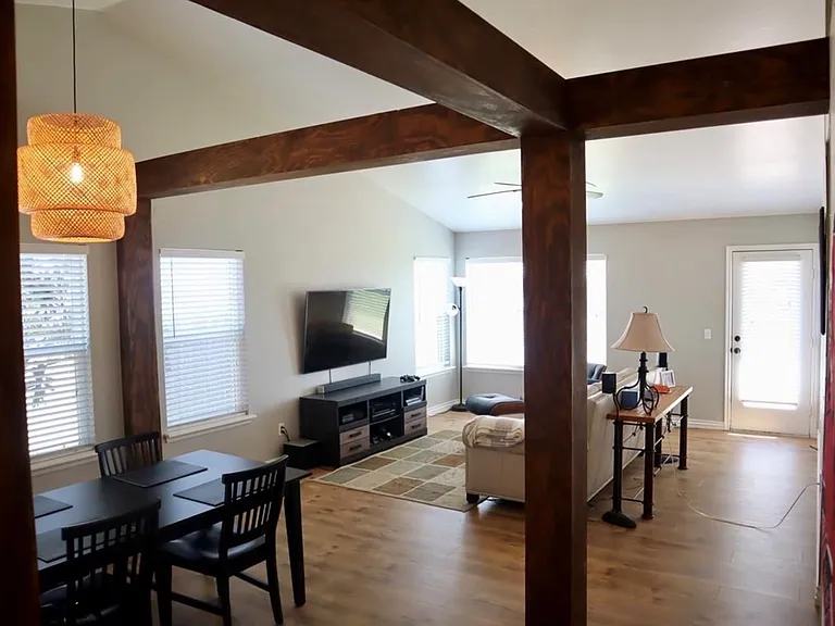 3029 Yosemite Dr — Photo 4