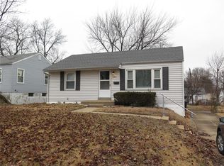 9815 Lullaby Ln, Saint Louis, MO 63114