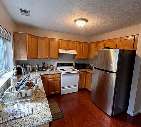 5th image of 2437 Monroe Chase Ct