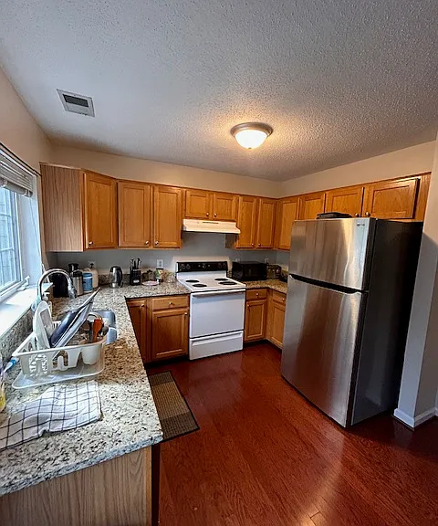 2437 Monroe Chase Ct — Photo 13