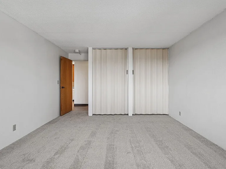 Chateau Student Housing Cooperative — Photo 33