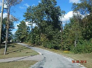 330 Lakeview Dr, Lexington, TN 38351