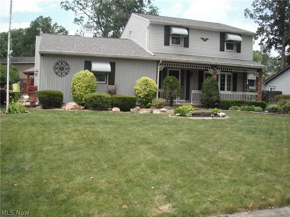 4816 Edgewood Dr, Lorain, OH 44053