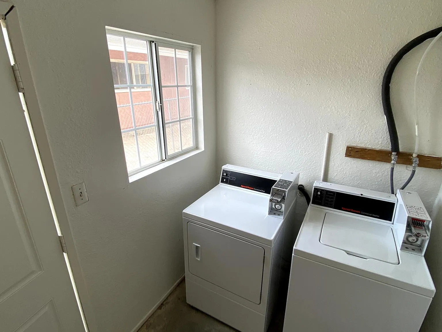 2 bed, 1000 sqft, $1,350 — Photo 4