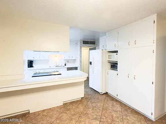 5th image of 3136 W WETHERSFIELD Road