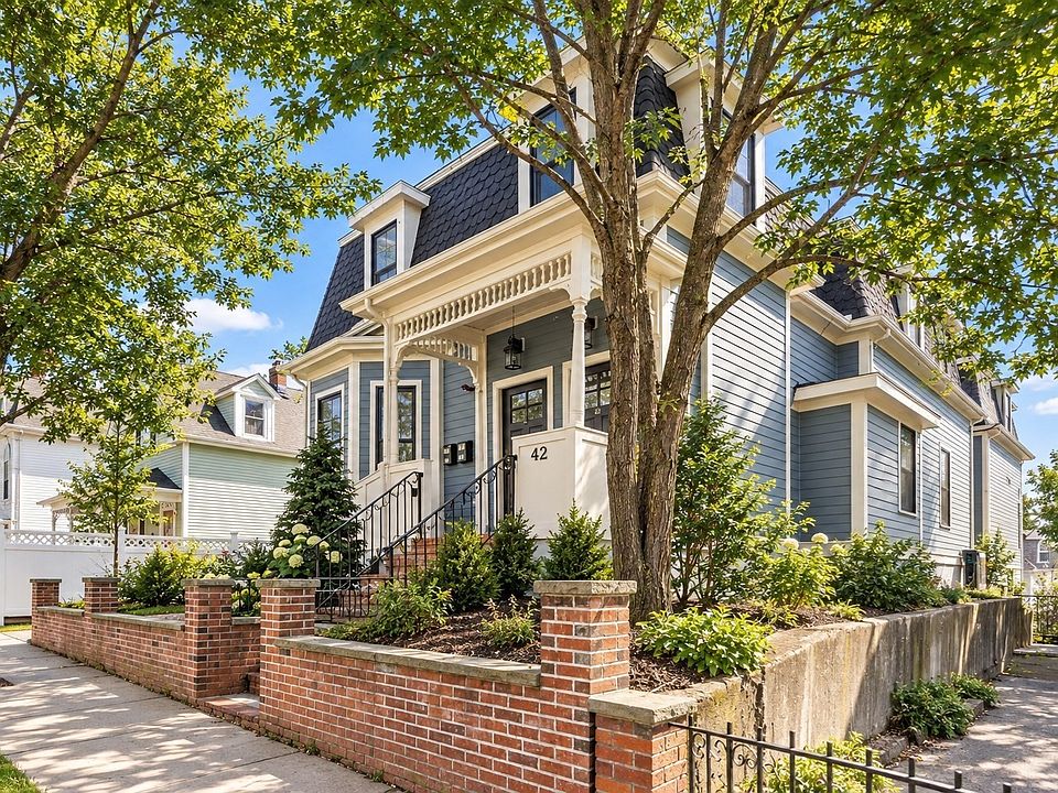 1st image of 42 Flint St #2