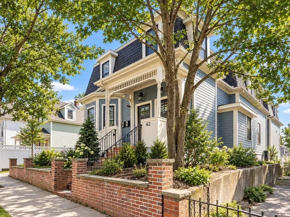 42 Flint St #2, Somerville, MA 02145