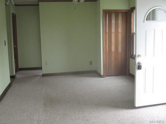 3rd image of 128 Bissell Ave