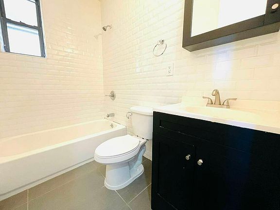 5th image of 585 Snediker Ave #2R