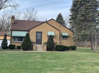 5220 Charles St, Racine, WI 53402