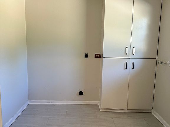 5th image of 315 Northridge Dr