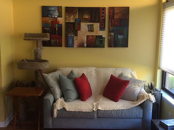 4th image of 2368 Sun Valley Cir