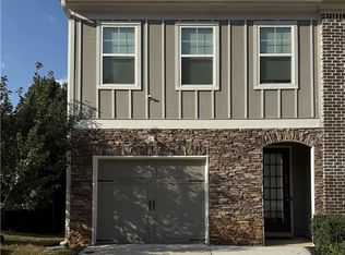 1008 Belfry Ter, Fairburn, GA 30213