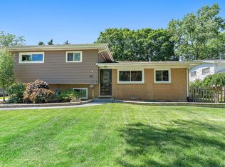 512 S 5th St, Dundee, IL 60118