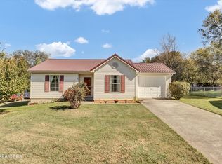 512 Wright Rd, Maryville, TN 37804
