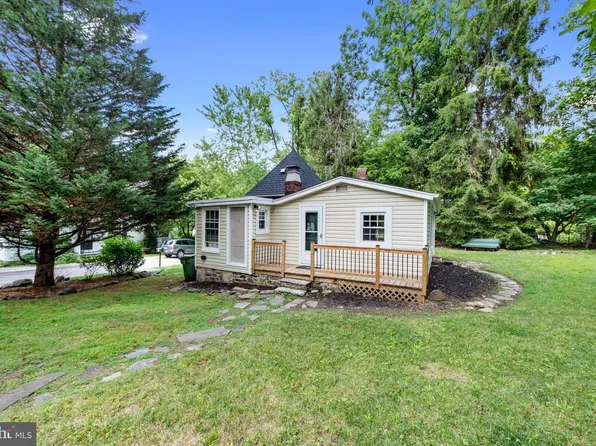 6204 Gernand Rd, Baltimore, MD 21209